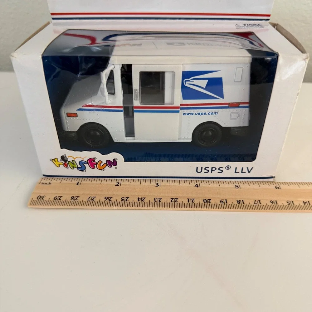 Kinsfun USPS LLV Mail Truck 1:36 Scale Die Cast Metal Pull Back Action KT5112W